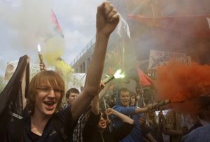 Леви протестиращи на 1 май в Киев, Украйна, 2011